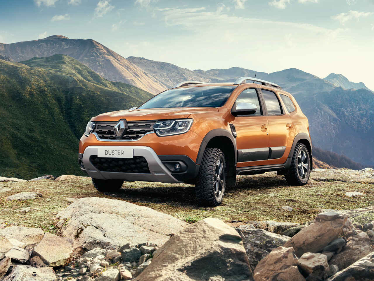 Купить новую RENAULT DUSTER Новый в кредит в Омске. Официальный дилер.  Новые автомобили в кредит. Автокредит, акции, трейдин!